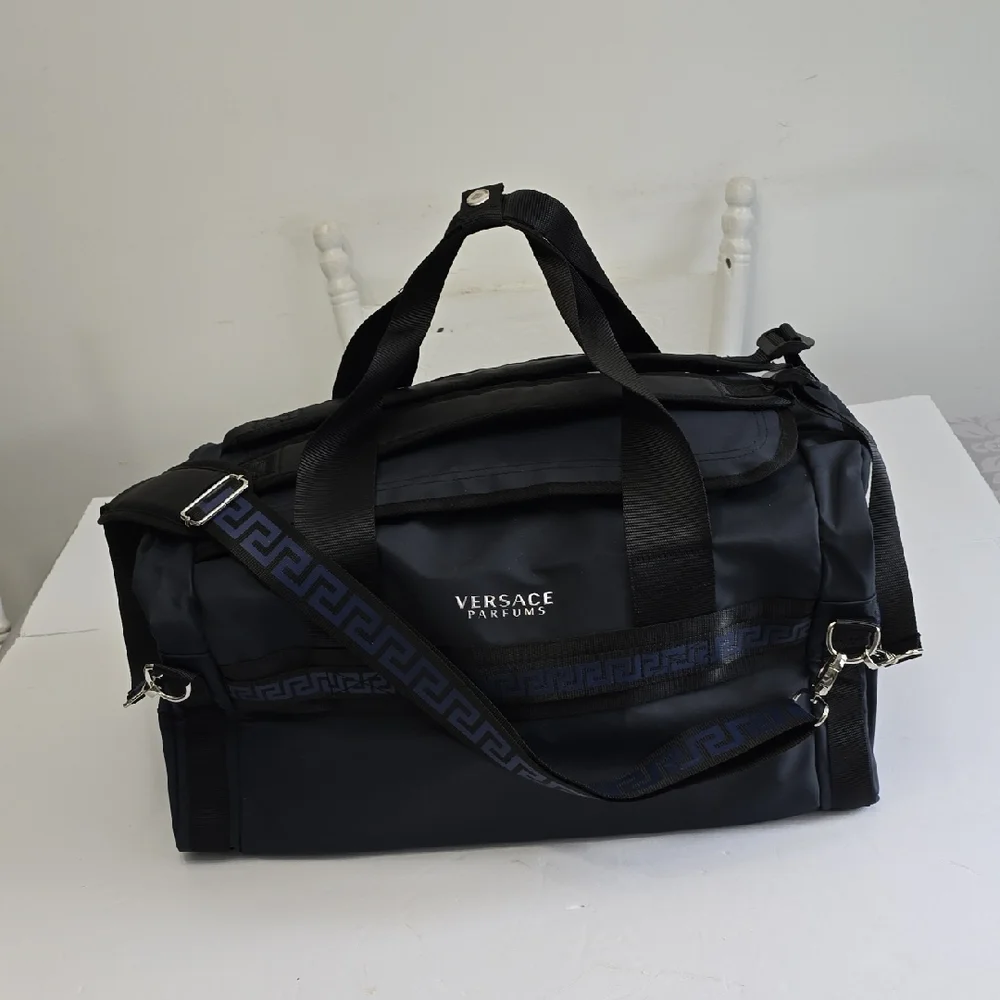 NWOT Versace Parfums Limited Edition Weekend Duffle Gym Bag Backpack Dark Blue